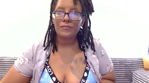 Snapshot of chloeclapper24 chatting on 03.15.26 Chloe online show from 03.15.26