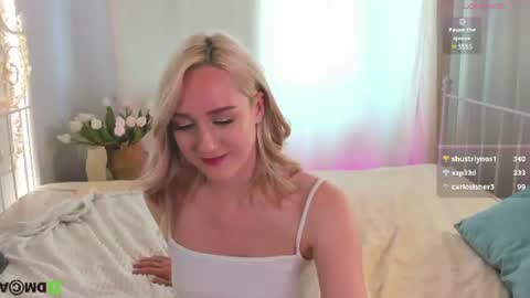 Chloe Deccker online show from 07.07.26
