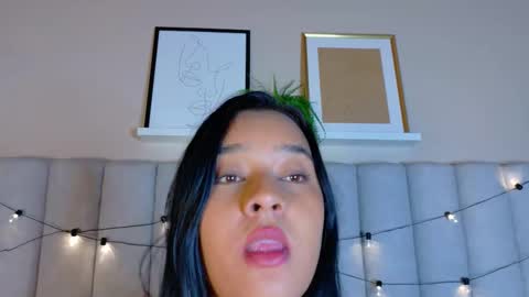 C H L O E  online show from 03.02.26