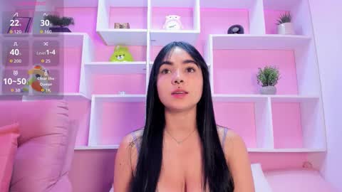 Chloe online show from 11.27.25