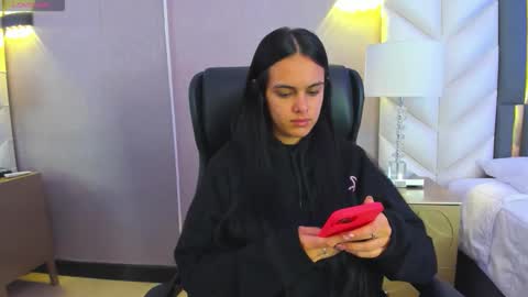  Chloe Harper  online show from 01.13.26