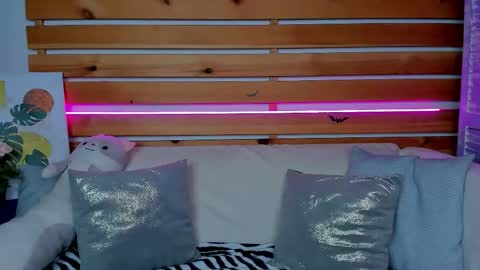 Chloe online show from 11.15.25