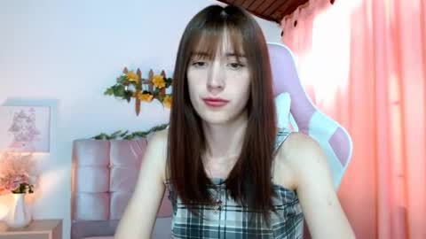 Chloe online show from 12.04.25