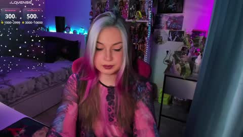 ChloeKohaku online show from 01.13.25