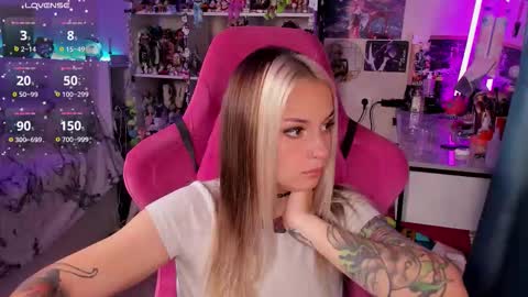 ChloeKohaku online show from 09.15.25