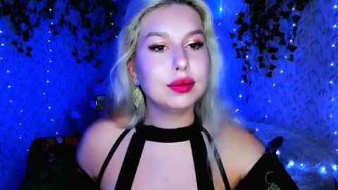 ChloeRicci online show from 10.14.25