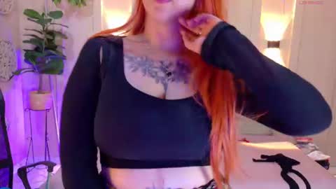 Snapshot of chloerossee chatting on 07.08.26 Chloe rosse online show from 07.08.26