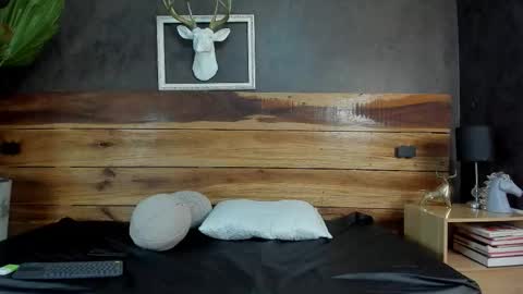 .. Chloe .. online show from 01.08.26