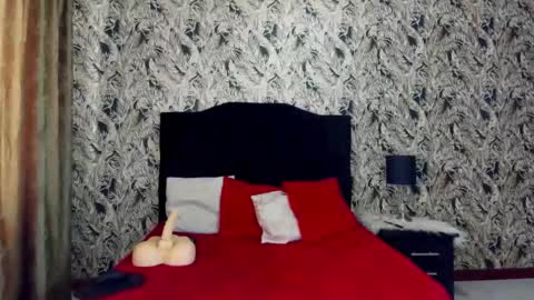 ChloeTurner  online show from 10.31.25