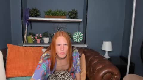 Chloe online show from 09.21.25