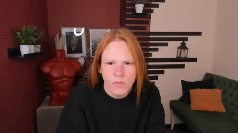 Chloe online show from 10.13.25