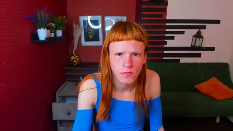 Chloe online show from 12.22.25