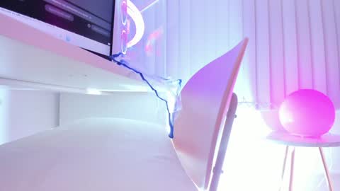 Snapshot of chlooee_ chatting on 12.29.24 Chlooe online show from 12.29.24