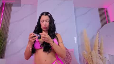 Snapshot of chlooee_ chatting on 09.11.25 Chlooe online show from 09.11.25