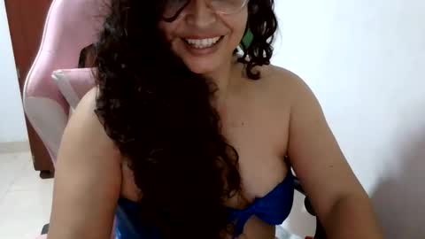 Snapshot of chochohot45 chatting on 06.08.26 chochohot45 online show from 06.08.26