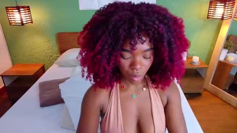 Camila Love online show from 09.11.25