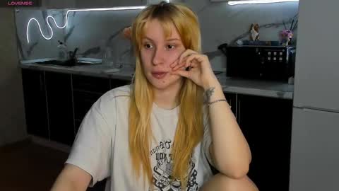 Snapshot of choco_meowx chatting on 02.17.26 choco_meowx online show from 02.17.26