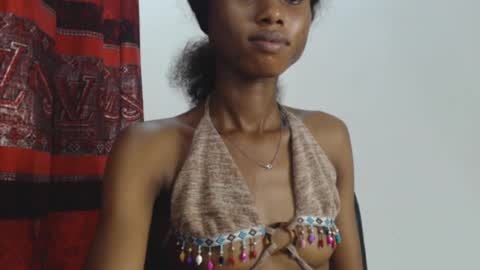 choco_petitqueen online show from 12.14.24