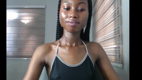 choco_petitqueen online show from 11.22.25