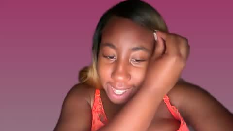 Snapshot of chocolatebunnycakez chatting on 07.18.26 chocolatebunnycakez online show from 07.18.26