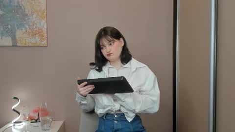 Cassandra online show from 03.27.26