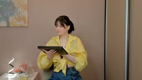 Cassandra online show from 03.28.26