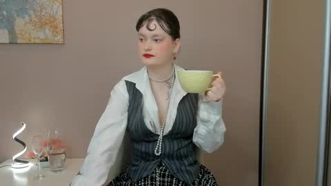 Cassandra online show from 04.01.26