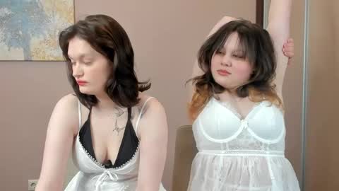 Cassandra online show from 04.16.26