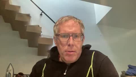 choupipat1 online show from 12.03.25