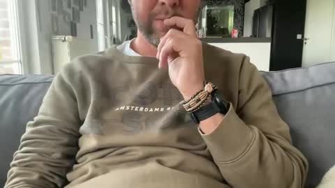 chris13abcd online show from 11.12.25