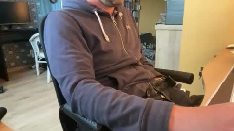 chris13abcd online show from 11.20.25