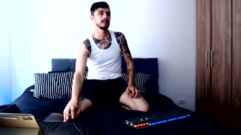 Snapshot of chris_demolisher chatting on 07.23.26 Im back here lets play hard online show from 07.23.26