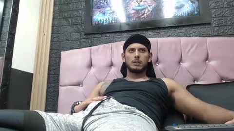 chris_dick2 online show from 11.19.25