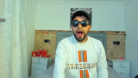 Snapshot of chris_kizz chatting on 12.21.24 chris_kizz online show from 12.21.24