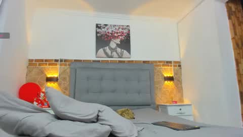 Snapshot of chris_kizz chatting on 12.24.24 chris_kizz online show from 12.24.24