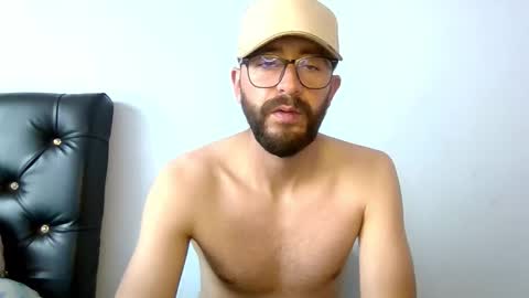 chris_sex80 online show from 11.08.25