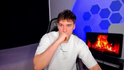 Chris Tyson online show from 01.08.26