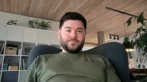 Chris one online show from 04.16.26