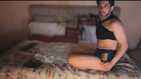 Snapshot of chrispgz chatting on 11.02.25 Horny Latino in Chile online show from 11.02.25