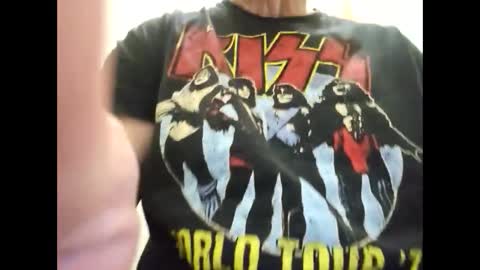 Snapshot of chrispycum chatting on 12.05.24 Chris online show from 12.05.24