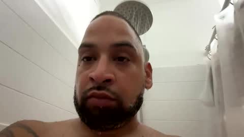 Snapshot of chrisr4203 chatting on 11.12.25 chrisr4203 online show from 11.12.25