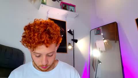 Snapshot of chrisstianford chatting on 06.15.26 Hi dont forguet to follow me online show from 06.15.26
