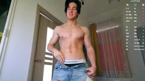 Snapshot of christianlevine_ chatting on 03.02.26 UPVOTE ME ------ ILL DO SOMETHING FOR FREE online show from 03.02.26