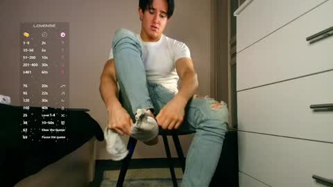 Snapshot of christianlevine_ chatting on 03.31.26 UPVOTE ME ------ ILL DO SOMETHING FOR FREE online show from 03.31.26