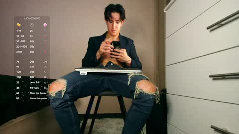 Snapshot of christianlevine_ chatting on 04.01.26 UPVOTE ME ------ ILL DO SOMETHING FOR FREE online show from 04.01.26