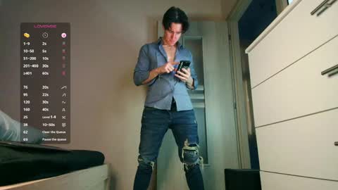 Snapshot of christianlevine_ chatting on 04.11.26 UPVOTE ME ------ ILL DO SOMETHING FOR FREE online show from 04.11.26