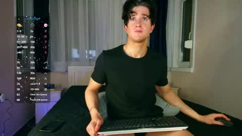 Snapshot of christianlevine_ chatting on 04.14.26 UPVOTE ME ------ ILL DO SOMETHING FOR FREE online show from 04.14.26