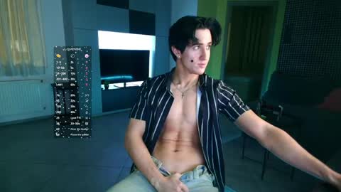 Snapshot of christianlevine_ chatting on 05.03.26 UPVOTE ME ------ ILL DO SOMETHING FOR FREE online show from 05.03.26