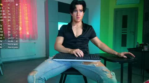 Snapshot of christianlevine_ chatting on 05.14.26 UPVOTE ME ------ ILL DO SOMETHING FOR FREE online show from 05.14.26