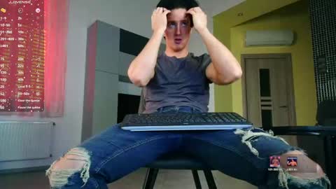 Snapshot of christianlevine_ chatting on 05.15.26 UPVOTE ME ------ ILL DO SOMETHING FOR FREE online show from 05.15.26